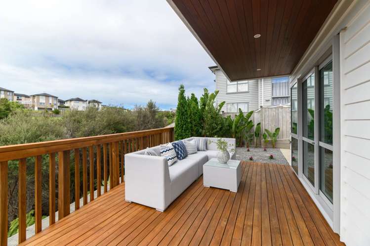 21 Lagonda Rise Oteha_15