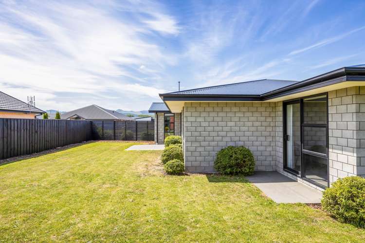 35 Bonecrusher Street Lincoln_19