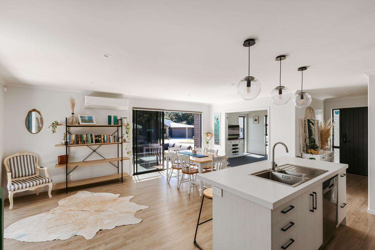 180 Adler Drive_1