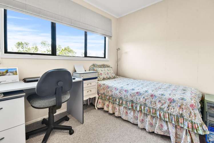 74 Woodhouse Road Patumahoe_17