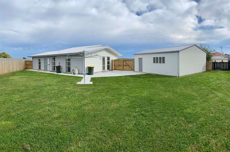142 Eddystone Street Kaitangata_17