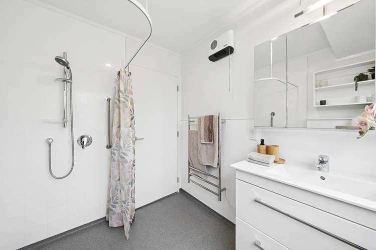 32/18 King Street Petone_12