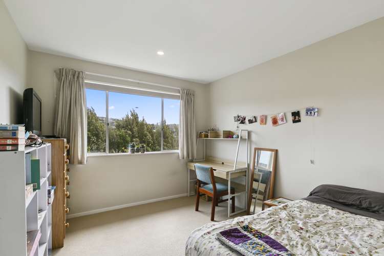 12 Mcmahon Way Paparangi_9