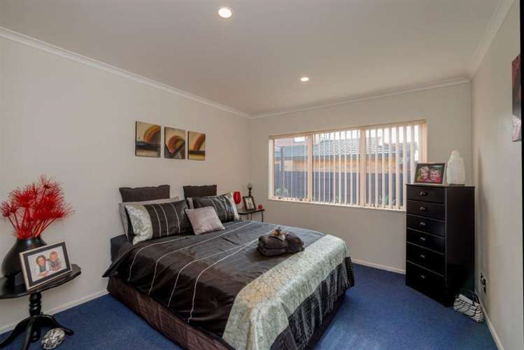 7 Lynch Grove Levin_16