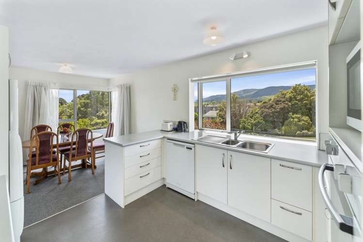 23 Washbourn Drive Richmond_4