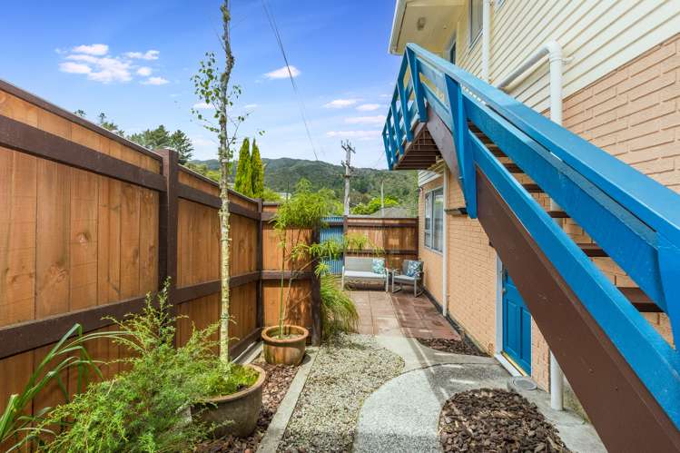 1/9 Lowry Crescent Stokes Valley_15