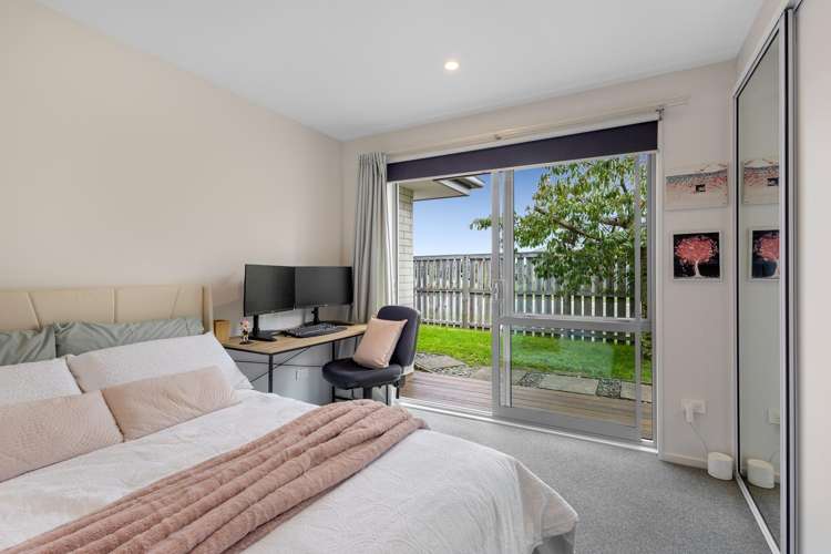 39 Zinnia Way Wigram_13