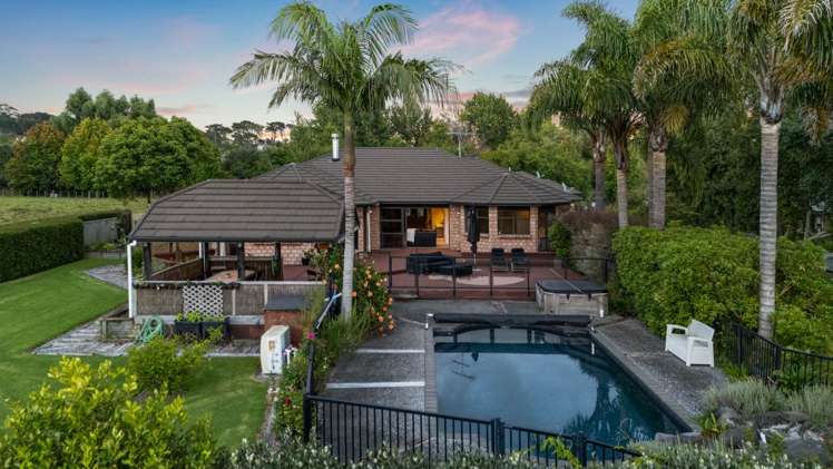 16 Lynwood Grove Dairy Flat_42