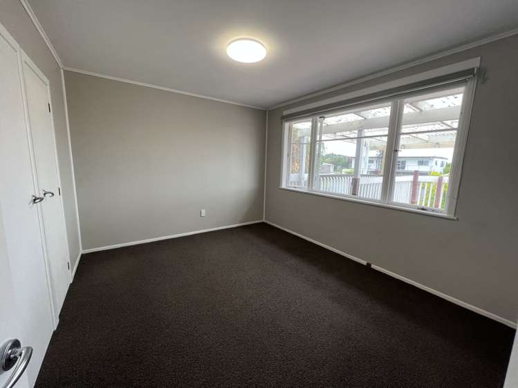 36 Meilland Place Glen Eden_9
