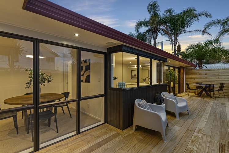 5 Raddock Place Farm Cove_16