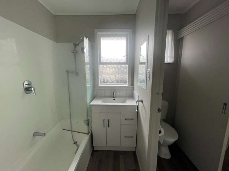 6 Burlington Place Manurewa_12