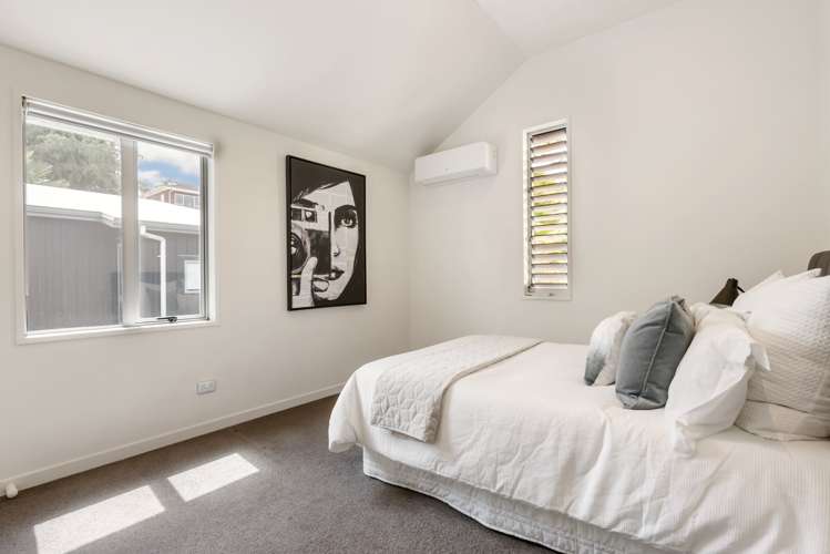 16a Glenvar Road Torbay_11