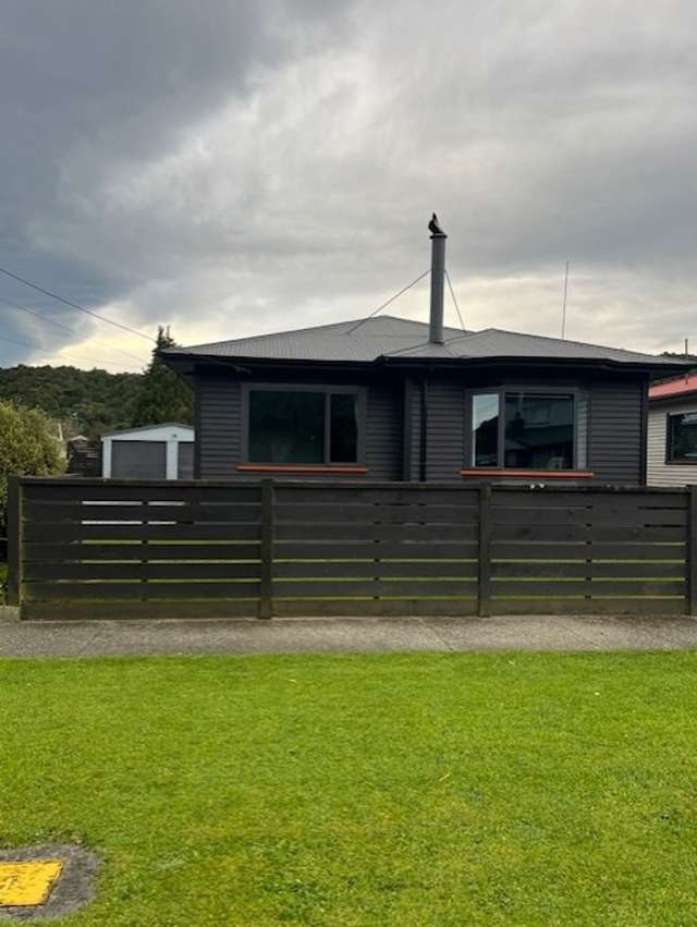 THREE BEDROOM - GREYMOUTH