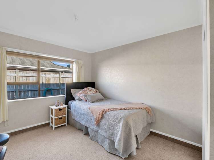 33 Downes Avenue Springvale_24