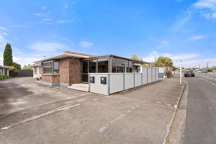 13 Tukapa Street Westown_16