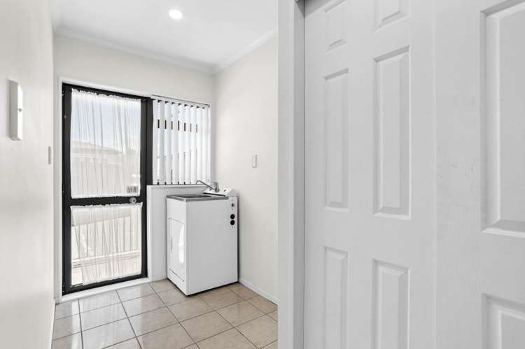 28 Hobsonville Road West Harbour_19