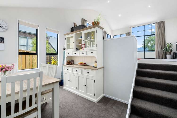 11a Avalon Crescent Fernhill/Sunshine Bay_7