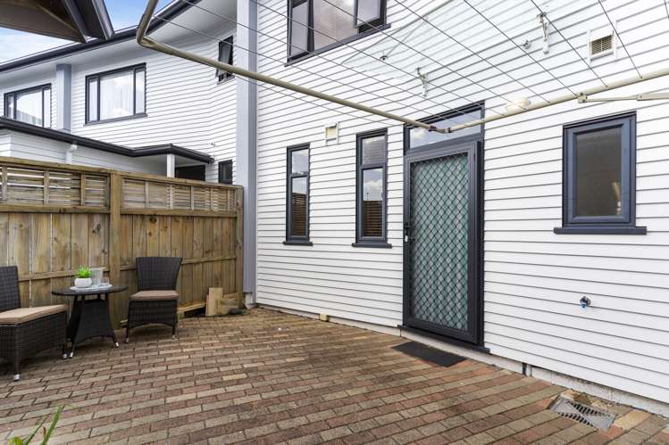 95/2 Armoy Drive East Tamaki_9