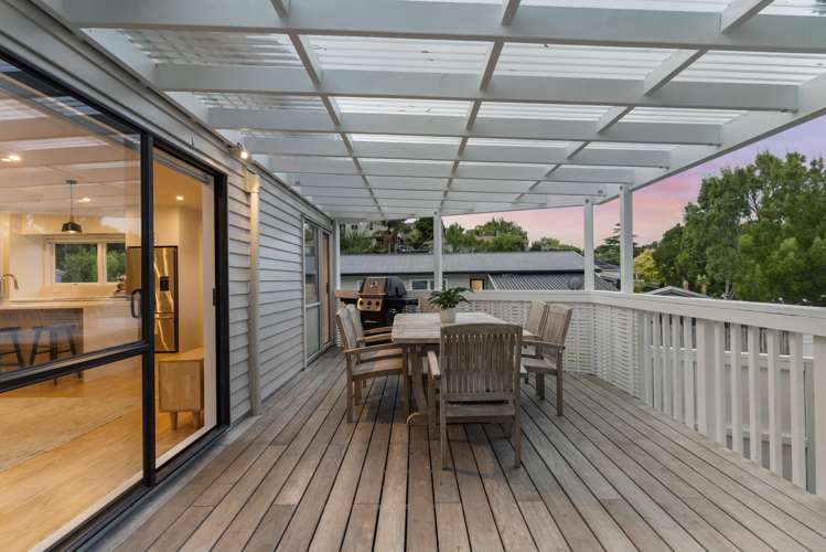 71 Vandeleur Avenue Birkdale_8