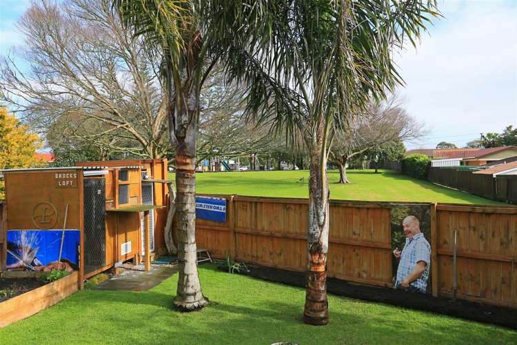 2/3 Papatahi Place Henderson_22