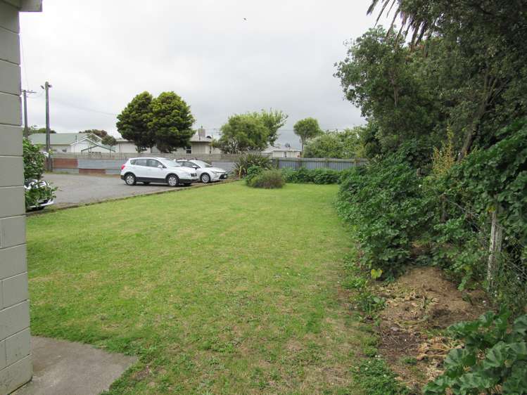 33 South Road Manaia_7