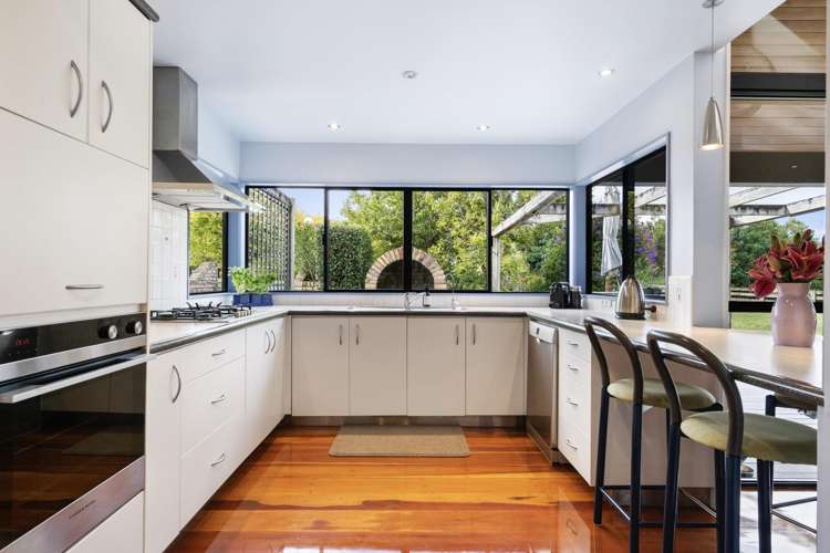 143 Top Road Dairy Flat_19