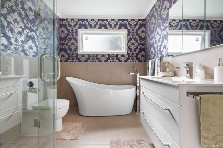 28 Clinton Avenue Te Atatu Peninsula_10