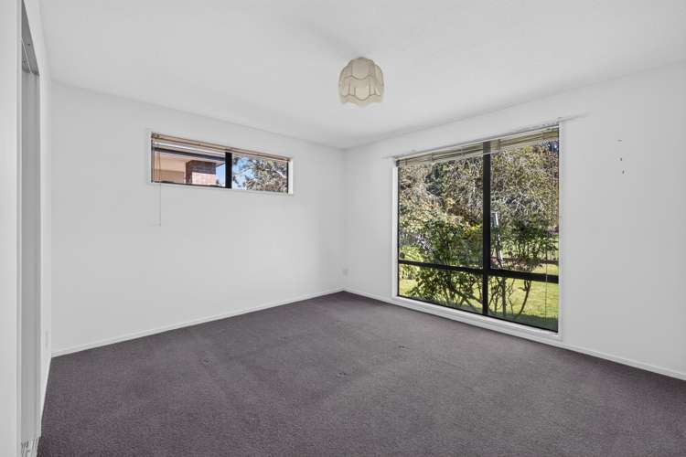 2/245 Wainoni Road Avondale_13
