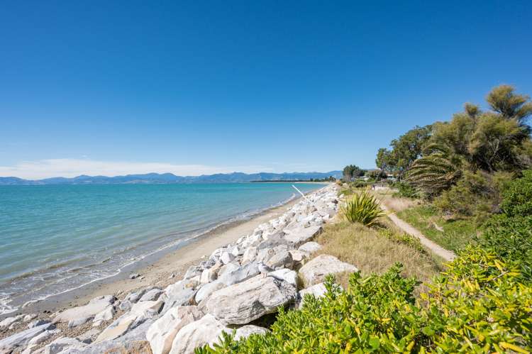 8 Tait Street Ruby Bay_1