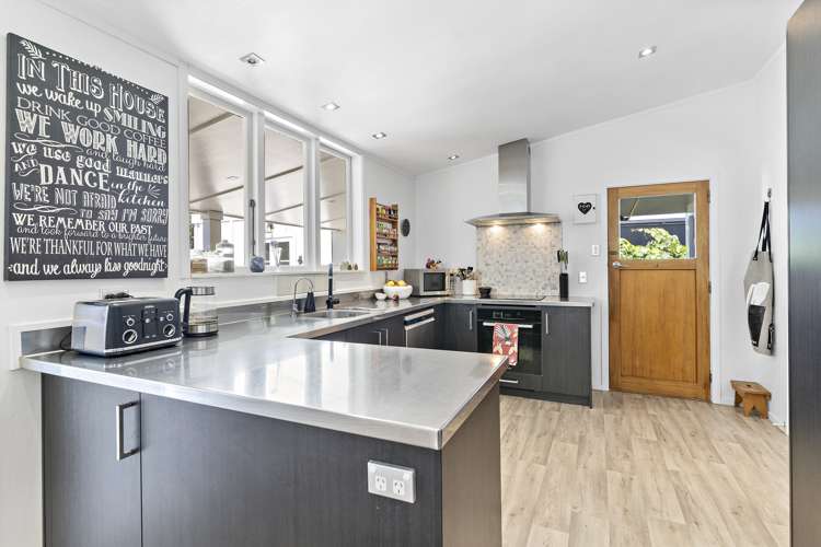 144 Kent Street Carterton_2