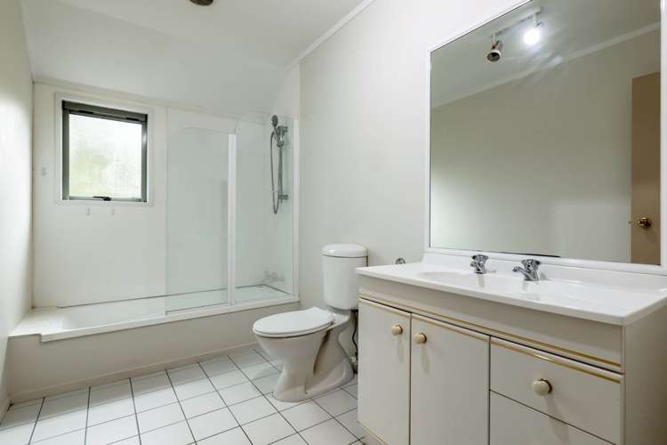2/191 Riddell Road Glendowie_14
