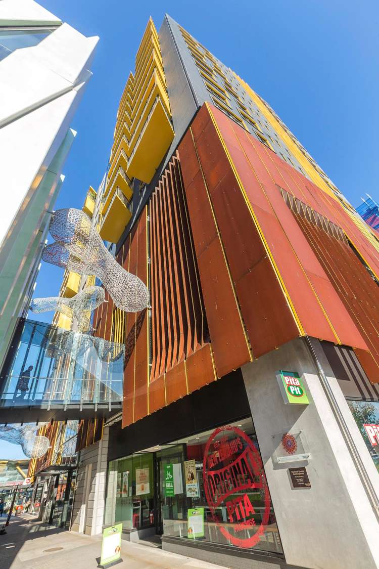 806/20 Mccrae Way New Lynn_7