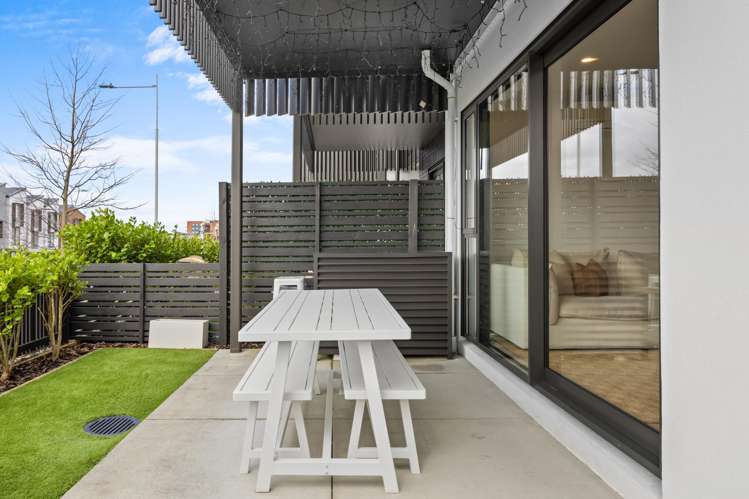 2/73 Hobsonville Point Road Hobsonville_11