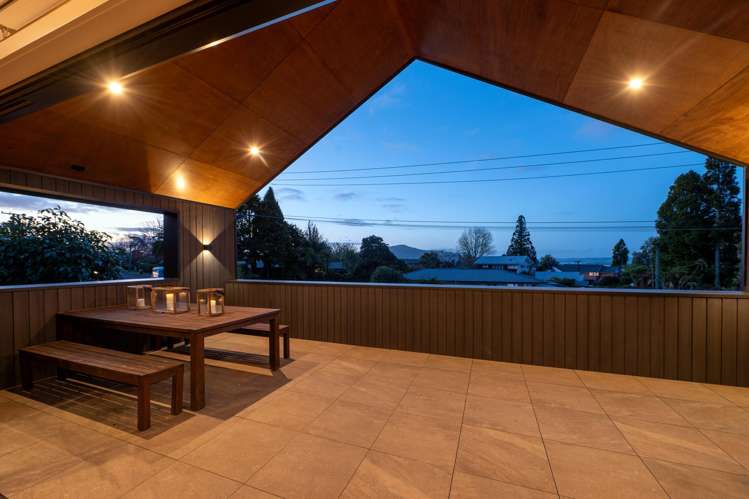 16 Sloane Avenue Tihiotonga_39