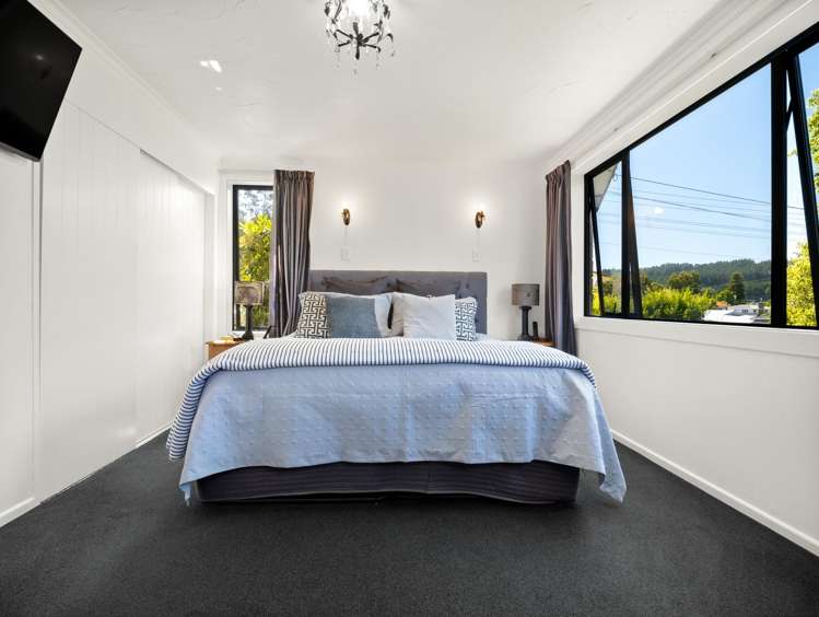 87 Hall Road Sawyers Bay_11