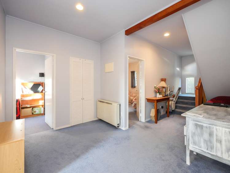 17 Calvert Place Shiel Hill_13