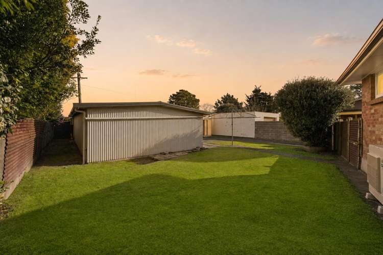 13 Frederick Drive Dinsdale_19