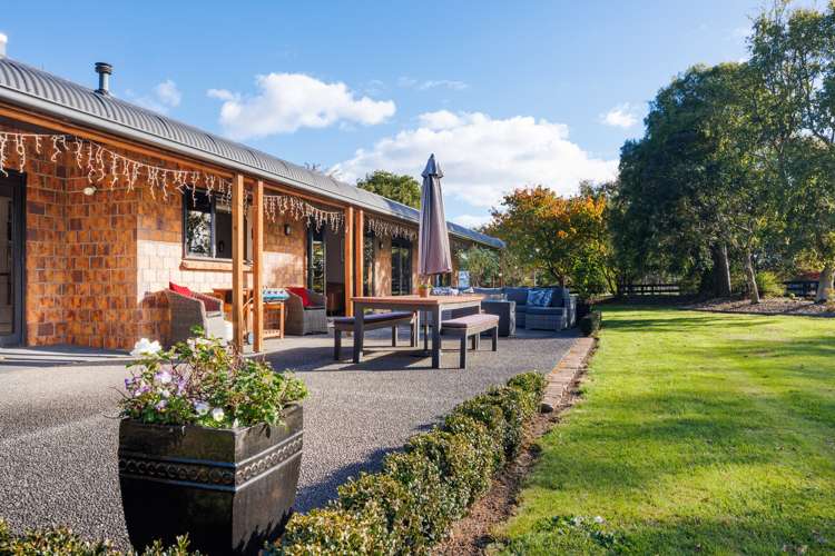 38 Brandon Hall Road Bulls_22