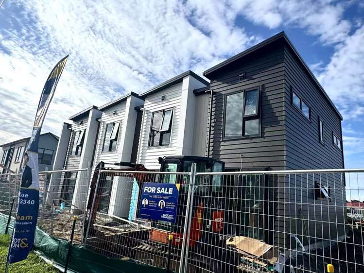 Lot2/17,19,21&2 Von Sturmer Street_0