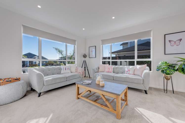 5 Defender Crescent Beachlands_8