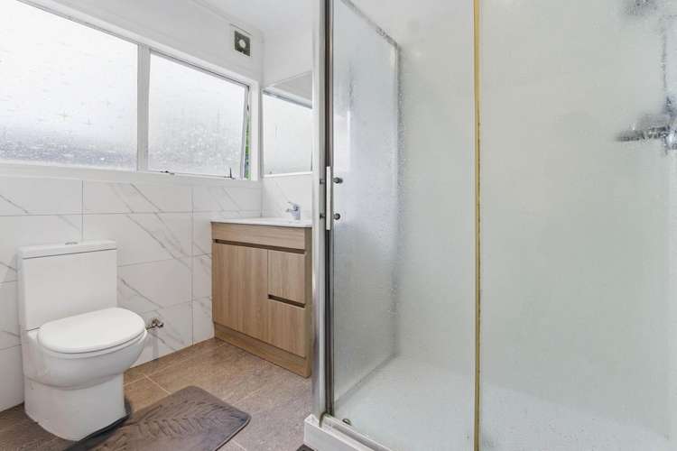 2/9A Cambourne Road Papatoetoe_13