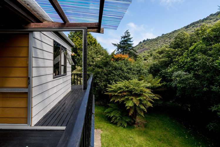 41A Kauri Street Ravensbourne_18