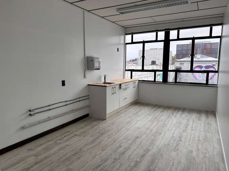 153 Victoria Street Hamilton Central_1