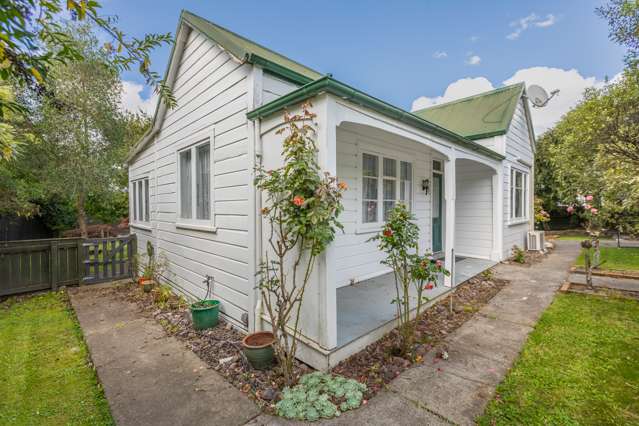 9 Collins Street Waipawa_1