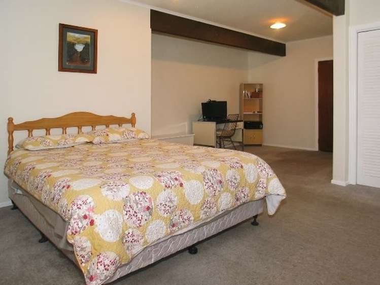 131 Taylor Terrace Tawa_10