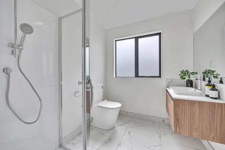 2/47 Beach Road Te Atatu Peninsula_10