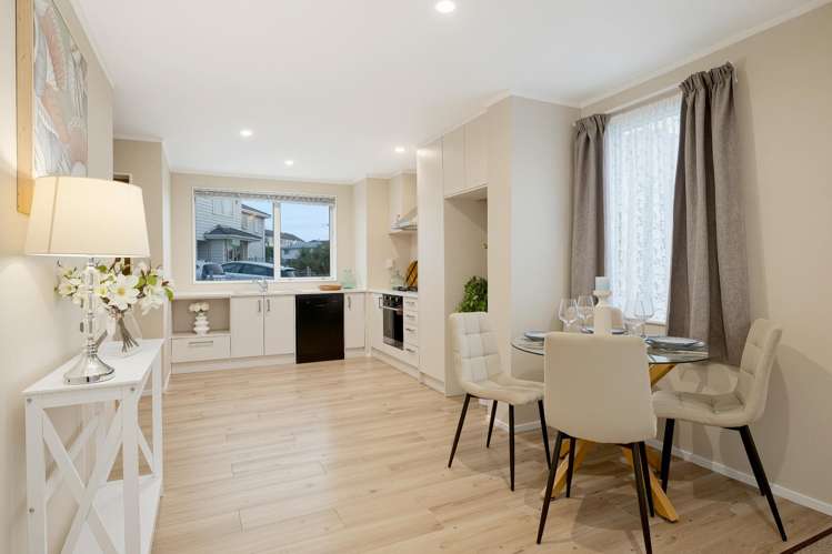 11 Manatu Lane Kelston_10