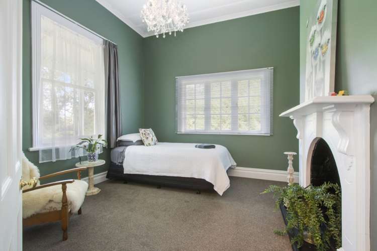 8 Banks Lane Waikino_7