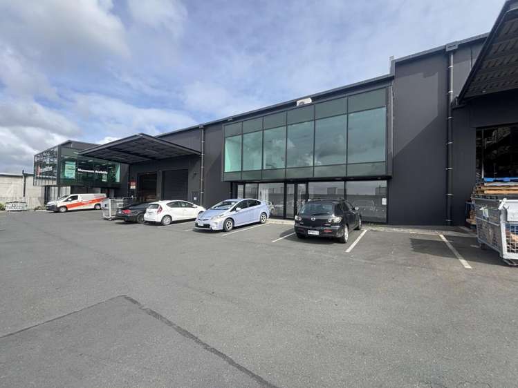 2/5 Northside Drive Westgate_9