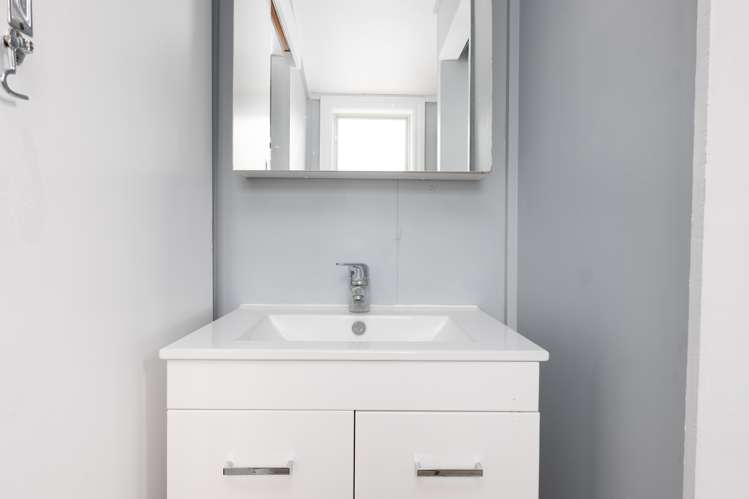 25 Selwyn Street North East Valley_5